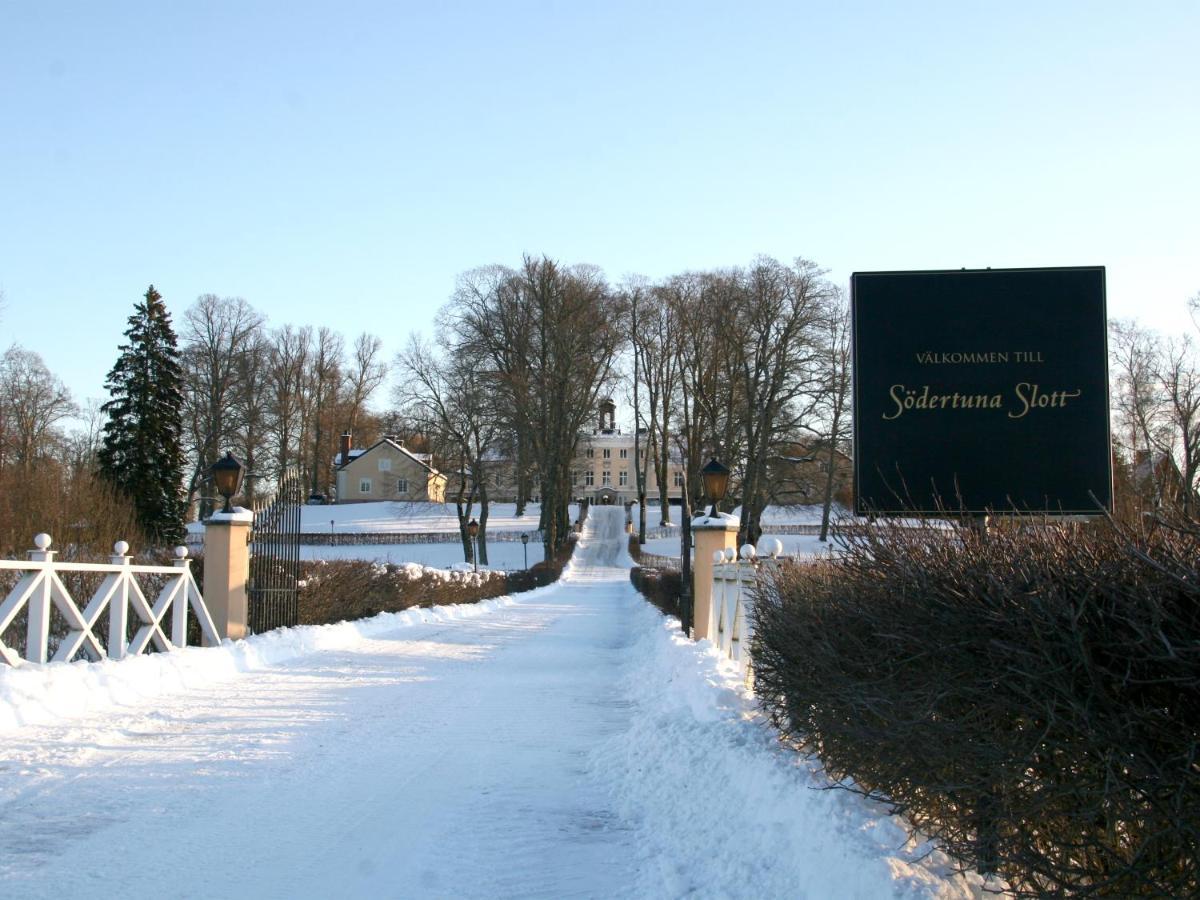 Soedertuna Slott Gnesta Eksteriør billede